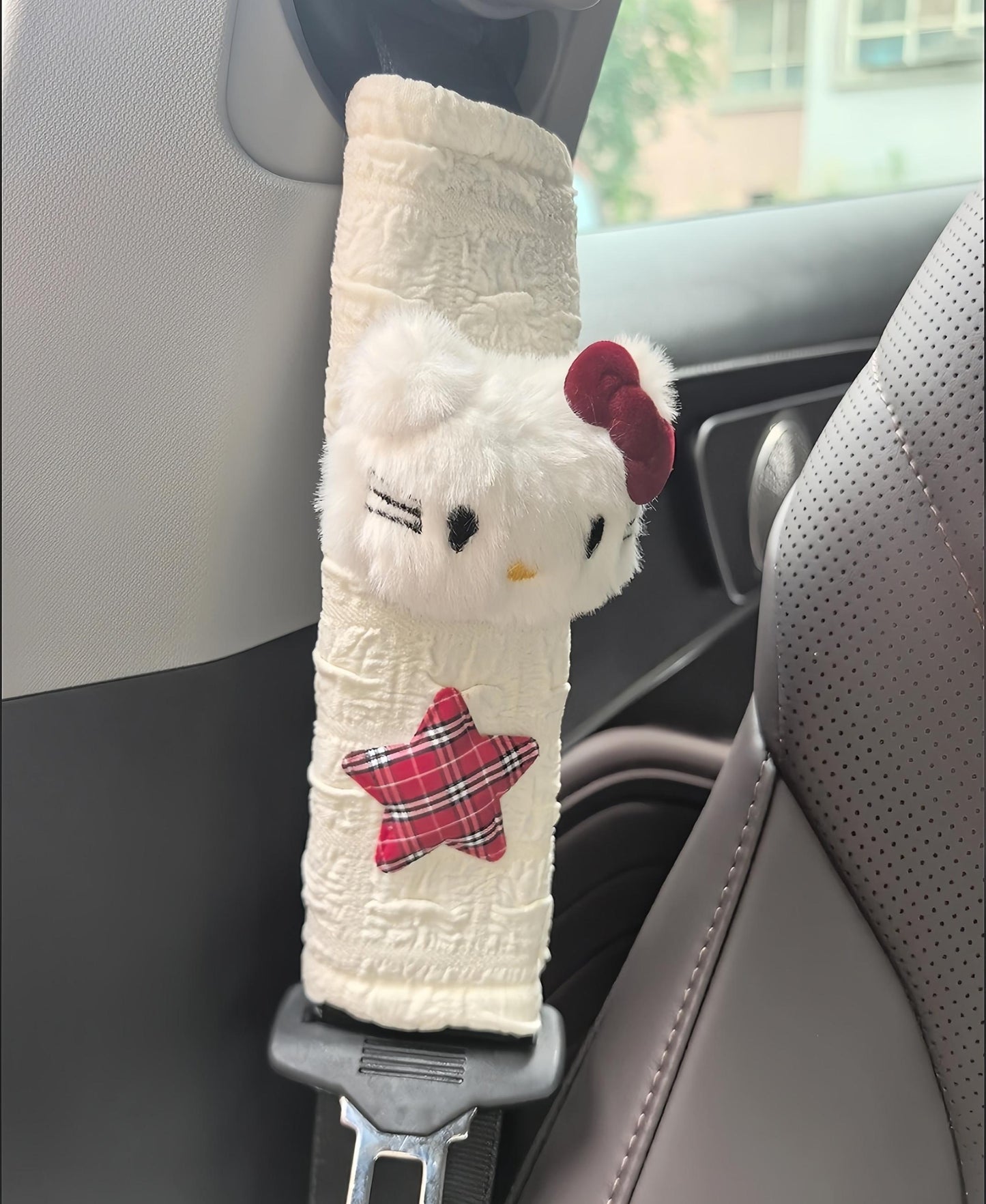 Cute Kitty Car Seatbelt Cover, Soft Plush Shoulder Pad for Cozy & Adorable Car Decor